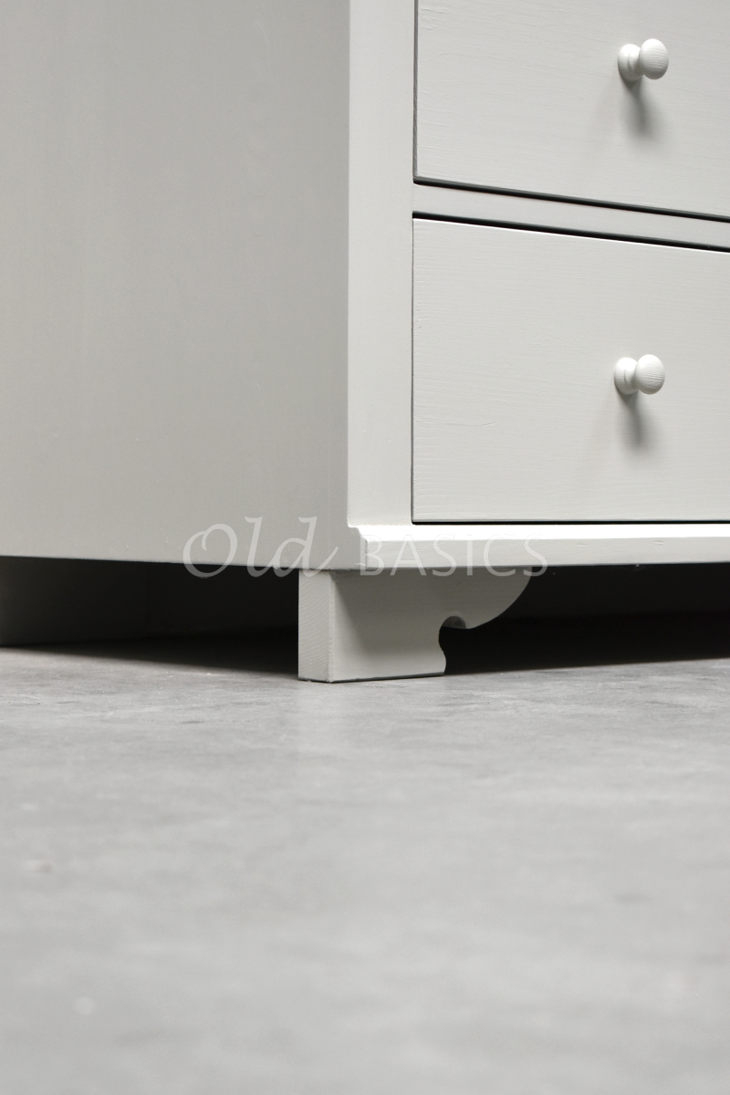 Detail van Zweedse vitrinekast, 2 deuren, RAL7032, grijs, materiaal hout